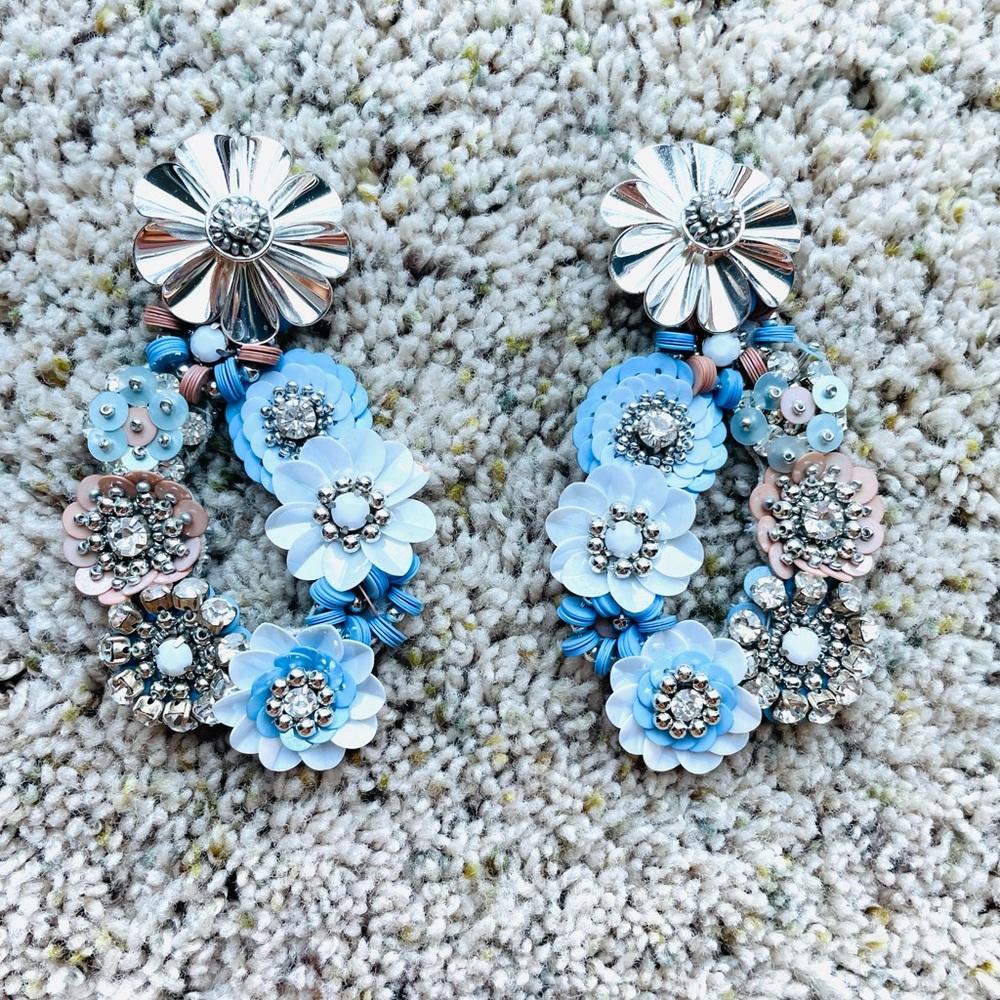 Mignonne Gavigan Elyse drop earrings. Post earring. 3” long - Picture 3 of 6